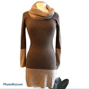Athleta wool XS cowl colorblock sweater dress